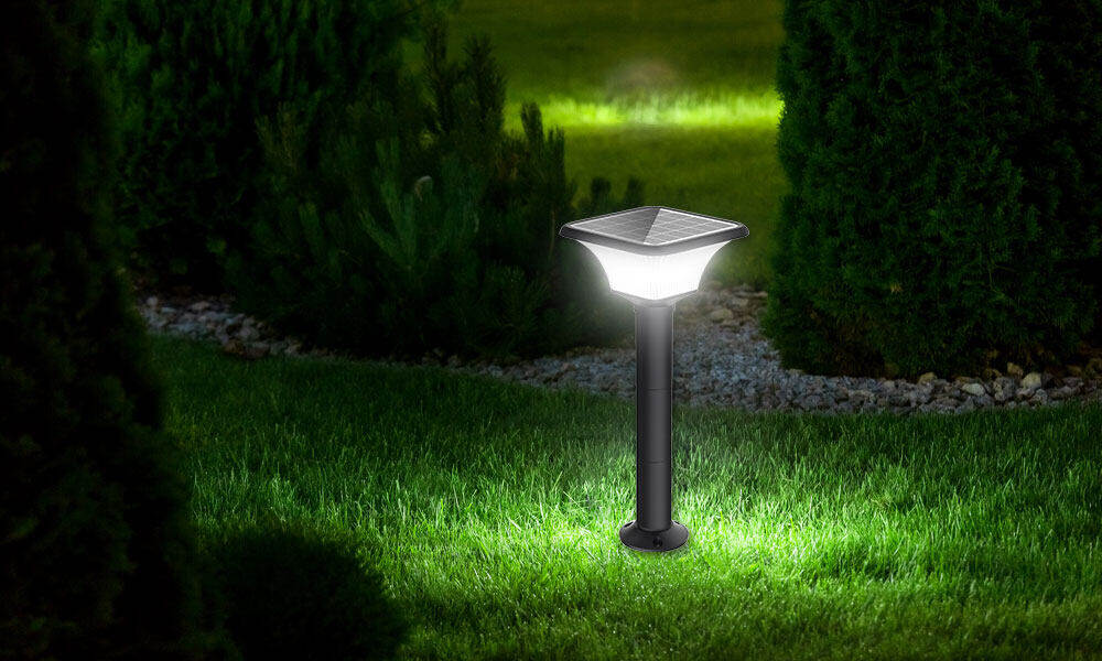 Choosing The Best LED Solar Fence Lights For Garden